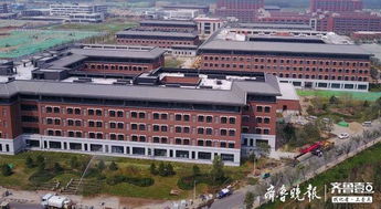 航拍直擊 山東第一醫(yī)科大學(xué)濟南校區(qū) 一年建成如魔術(shù) 建筑物電力系統(tǒng)安裝就緒